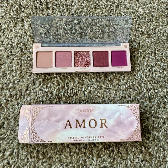 ColourPop "Amor" eyeshadow palette - Picture 2 of 12